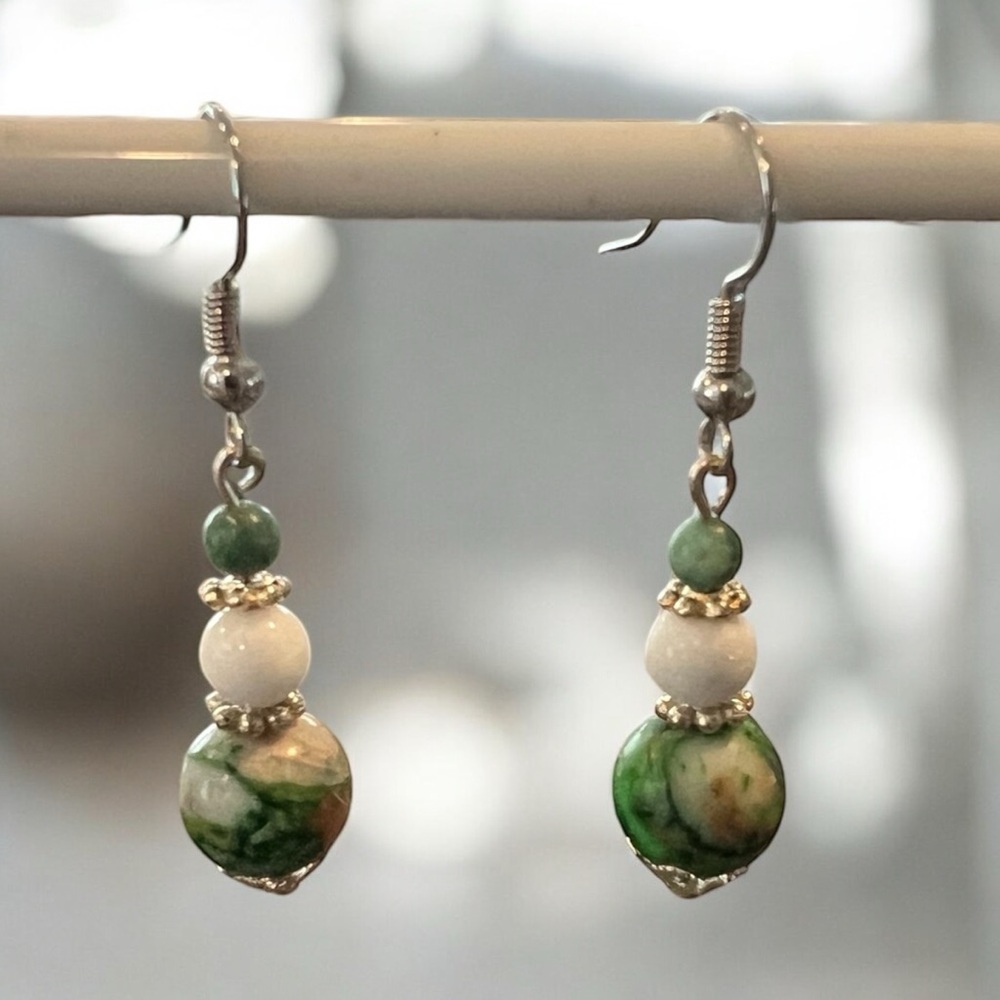 20149 Agate/jasper/conichalicite earrings.